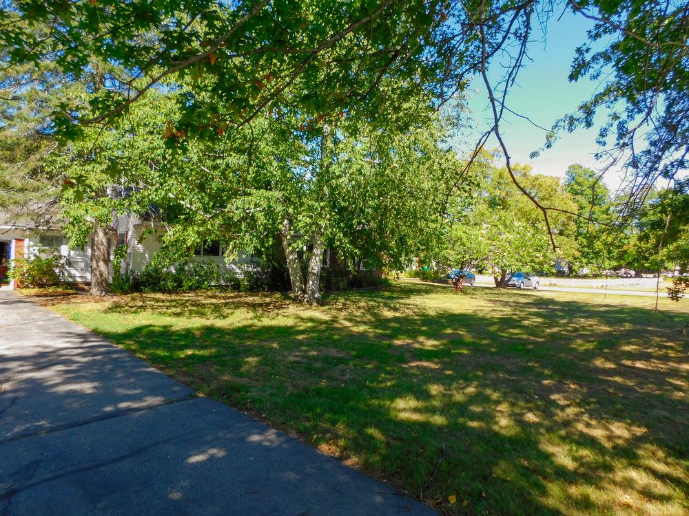 459 High St, Somersworth, NH 03878